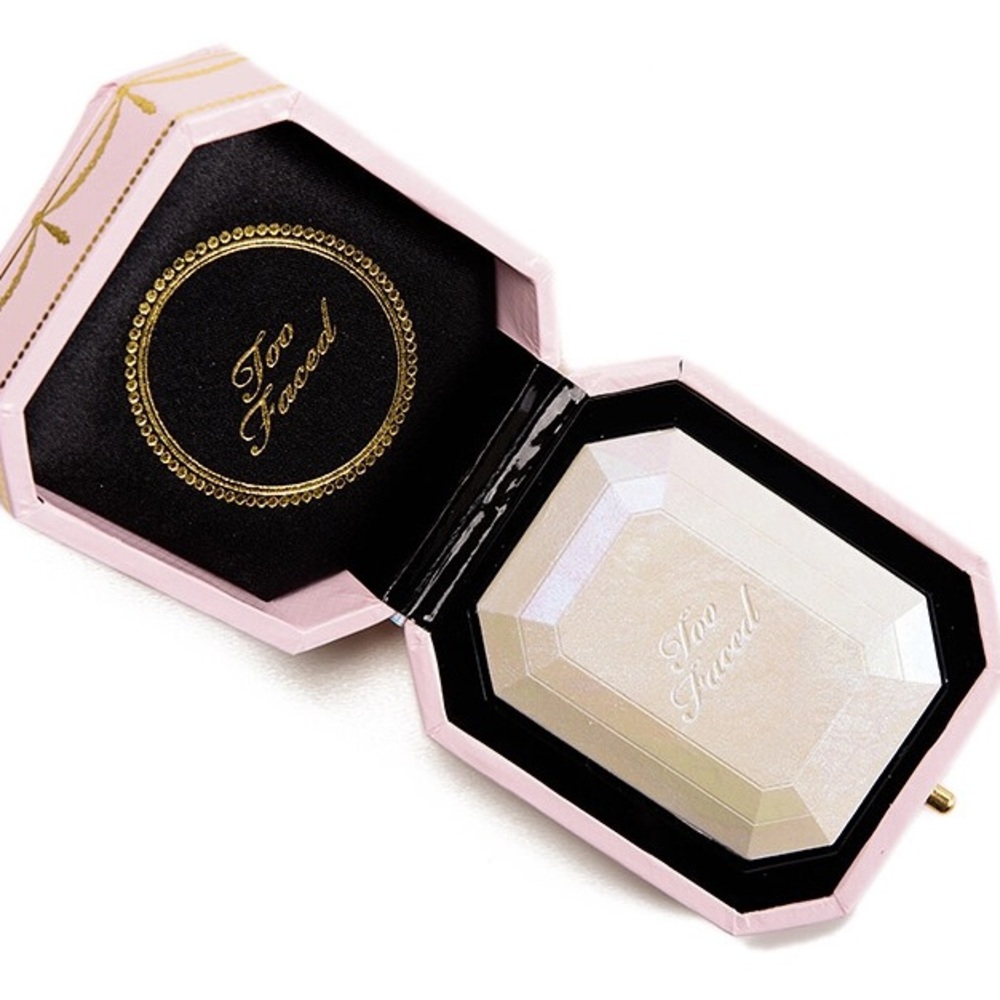 Too Faced Highlighter - Picture 7 of 8